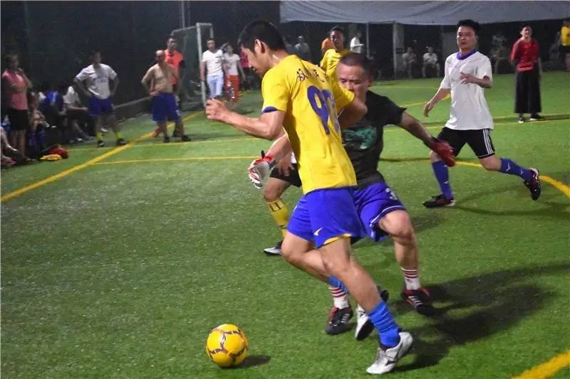 太帅狂风暴雨阻挡不了他们的激情，这场球他们踢得太精彩