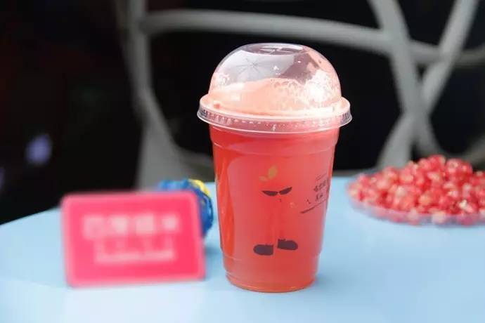 健康果汁喝起来冰爽一夏,鲜榨果汁营养会流失吗