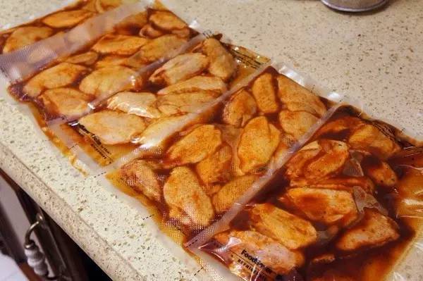 超级好吃的蜜汁鸡翅,超级无敌好吃的孜然奥尔良鸡翅