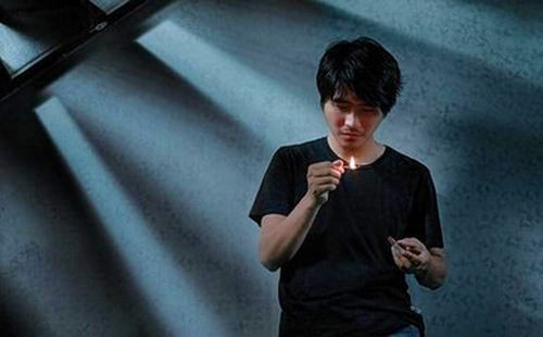 出道不分先后英雄不问出处的理解,英雄不问出处下一句是什么搞笑