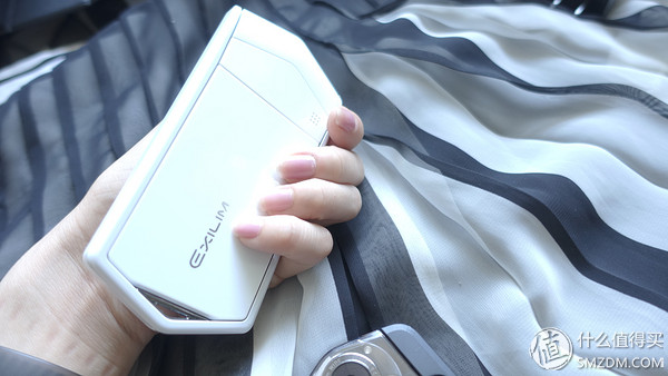 卡西欧tr600自拍镜,卡西欧tr600拍照效果图