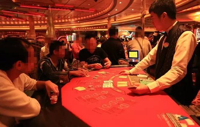 欧洲杯输了倾家荡产,今年欧洲杯多少人倾家荡产