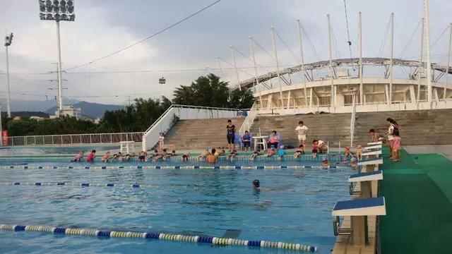 夏天就应该浪起来,夏天就是要浪起来