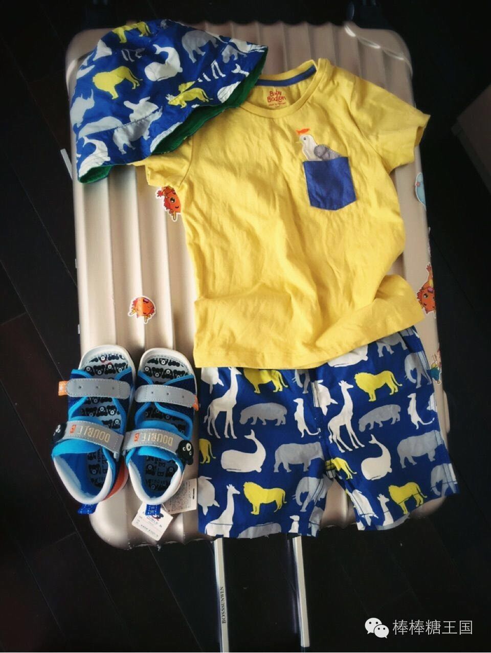 给宝宝买了双mikihouse鞋子,mikihouse鞋适合多大的宝宝穿