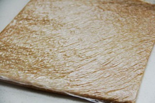 快！拿个大点的盆子，接住我的口水！