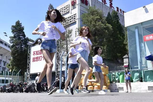 匆匆那年白敬亭版免费观看第二部,白敬亭匆匆那年和方茴拥抱的图片