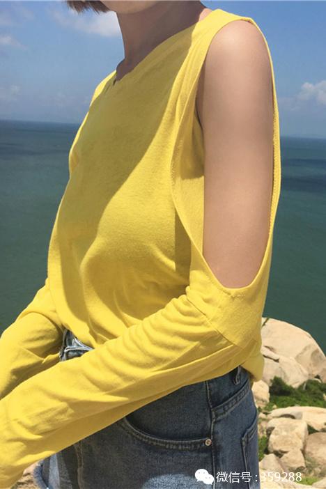 穿着特别时髦吸睛,很吸睛的衣服