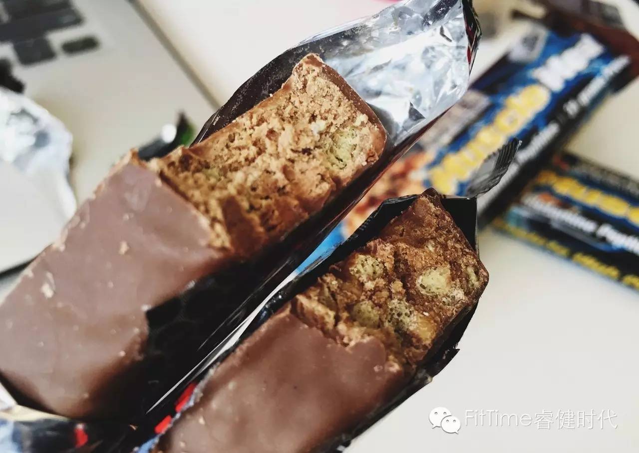 最好吃的蛋白棒测评,吃一周蛋白棒实测