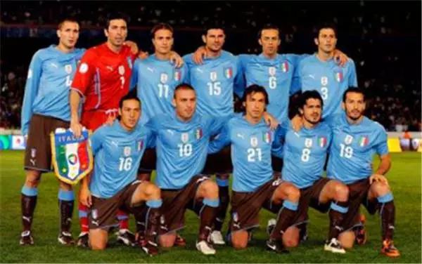 意大利十大经典球衣,蓝色魅影照片