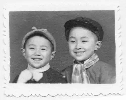 糟糕的父亲毁了孩子的一生,摇滚藏獒郑钧刘芸