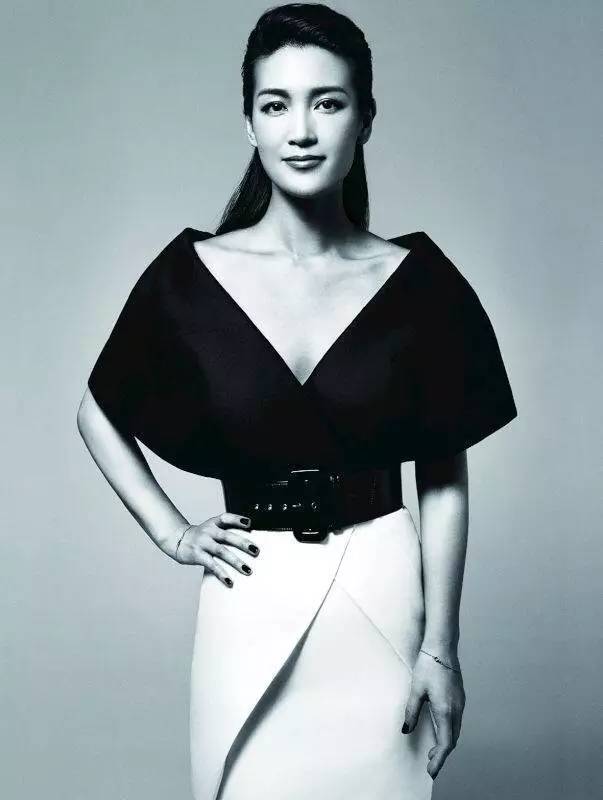 加入《时尚芭莎》10年，从美容编辑成为美容总监，把一款产品打造成一个IP，她活成了很多人想成为的模样！