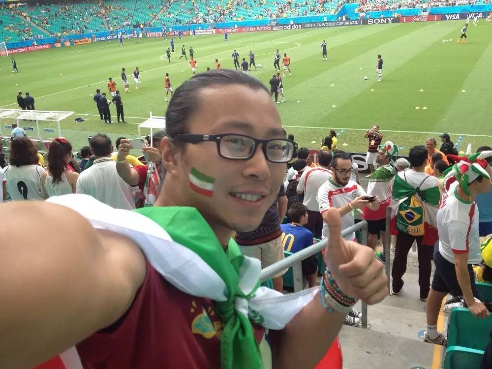 一个陕西汉子花7万元环游地球1圈，还带回一个美国女友！