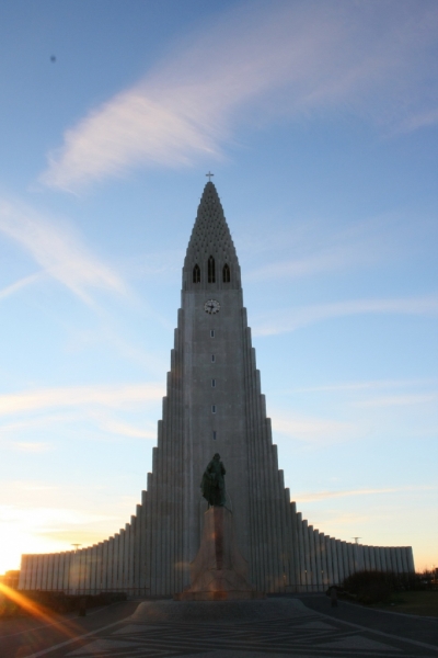 冰岛到底是什么样的国家,冰岛可以说是一个敢吃的国家