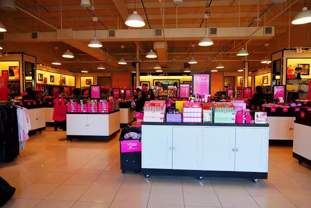 欲望都市几百元买Coach血拼纽约三大Outlets