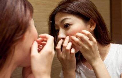 长痘的常见问题,长痘是身体出了问题