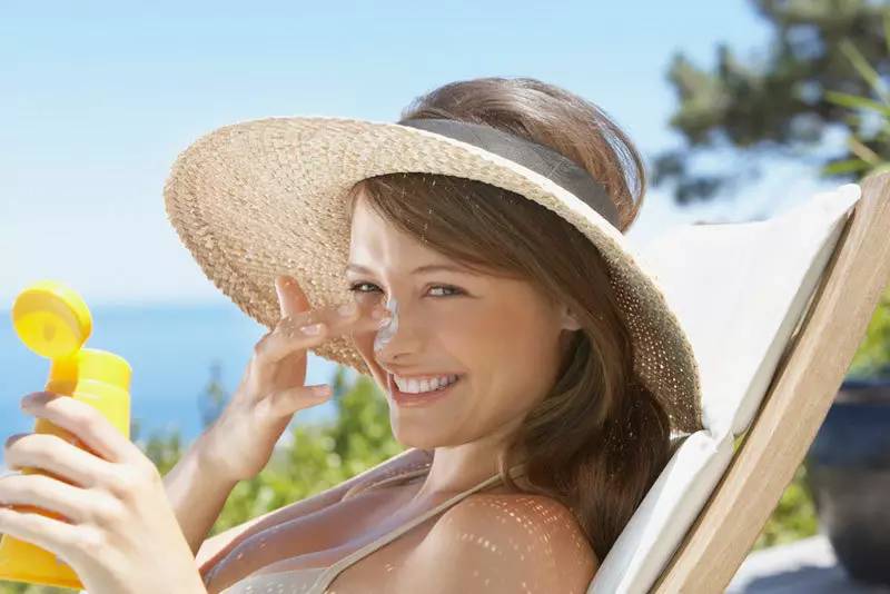 留住胶原，睡偶像还要美素颜