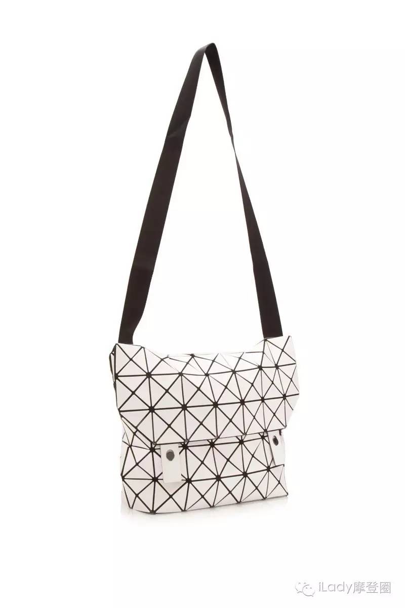 蔡依林撞衫林忆莲,2019潮鞋刘雯