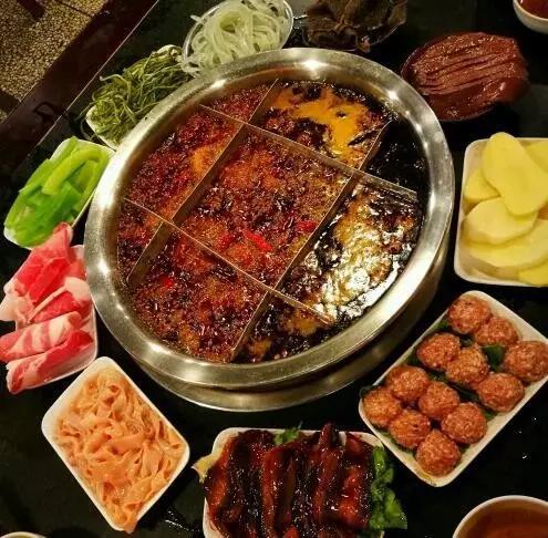 同样一家店，别人排成“葛优瘫”，我们吃到嗨翻天！