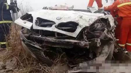 把车借给别人看他会干啥,把车借给朋友才发现车还能这么开