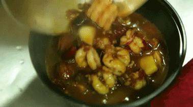 十二个时辰，三十九道工序，西安这家的秘制吮指虾好吃到没朋友