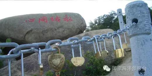 黄厝海滩厦门攻略,厦门看日落黄厝海滩