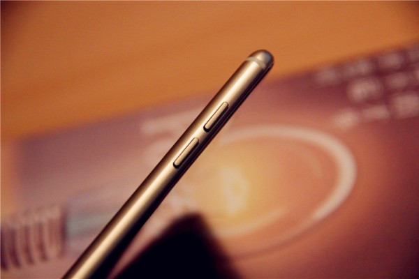 三星galaxyc7手机长什么样,三星galaxyc7详细信息