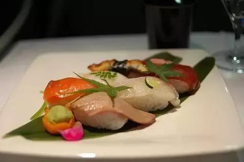 哪些航空公司飞机餐好吃,哪家航空公司飞机餐最难吃