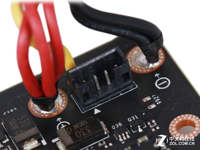 英伟达gtx10603g和rx580对比,rx480和gtx1060吃鸡测试