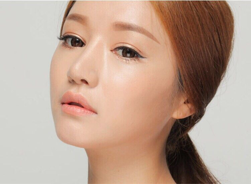 告别大花脸，教你如何三分钟内迅速补妆