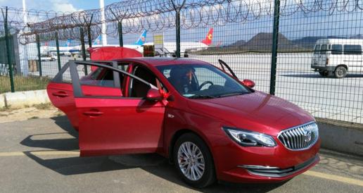 空间足够乘坐舒适,空间宽裕动力足够家用