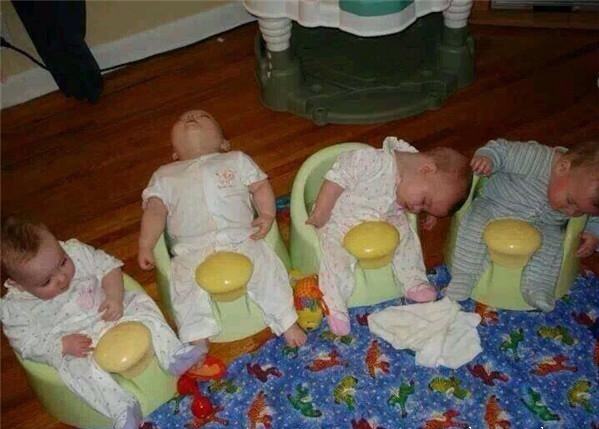 家里有四胞胎是种什么体验,家里有四胞胎怎么样了