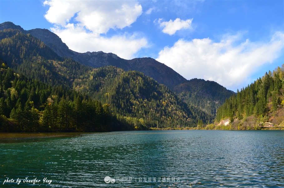 来到大山深处人间仙境,灵气缭绕人间仙境