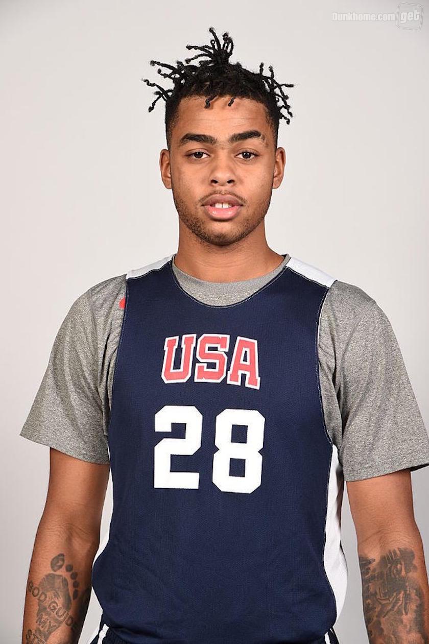 新星收集器！美国男篮选拔队定妆照公布