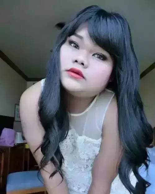 史上最辣眼睛的女神Polla，叫你一声你敢答应么？