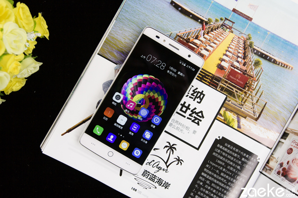 除了更好玩的指纹呢?TCL乐玩2C系统UI体验