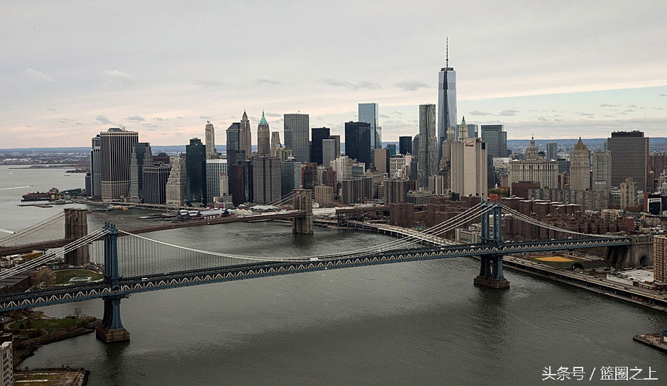 尼克斯已退役球衣,尼克斯退了两件15号球衣