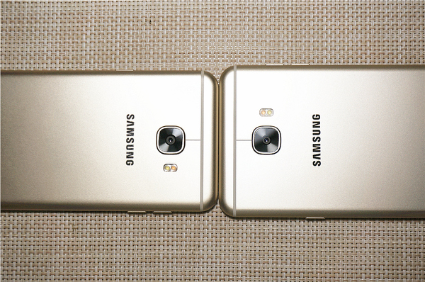 三星galaxy2000,三星c7新款手机