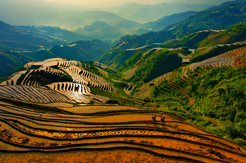 《绝地逃亡》成龙大哥为你指点，国内暑期出游好去处