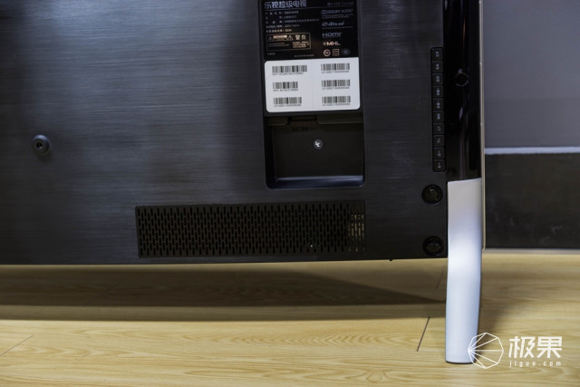 乐视超4x55curved用的什么屏幕,乐视超4x55curved曲面屏