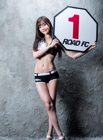 roadfc路德国际综合格斗大赛,roadfc重量级格斗比赛视频