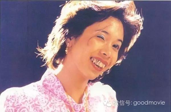 她曾与梁朝伟相恋6年,曾与周星驰合作多部电影