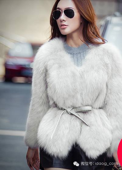皮草复古高级名媛风 (秋冬穿出时髦贵气感皮草)