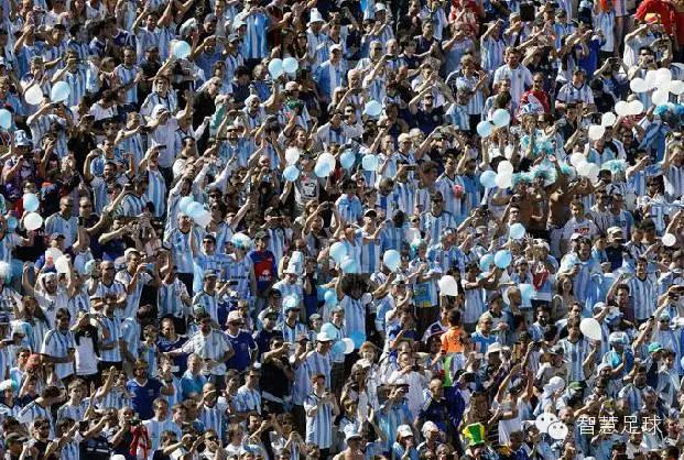 足球告别赛感动瞬间,足球十大催泪感动瞬间