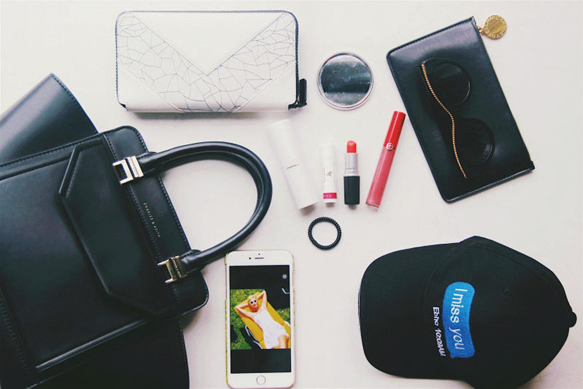 粉丝寄来的包,粉丝寄来了一箱包包