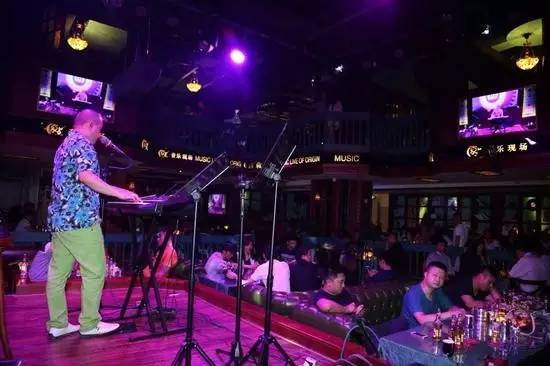 昆明酒吧蹦迪最嗨现场,昆明superhouse酒吧