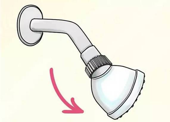 衣服褶皱快速去除只要简单一步,衣服出褶皱了没熨斗怎么快速弄平