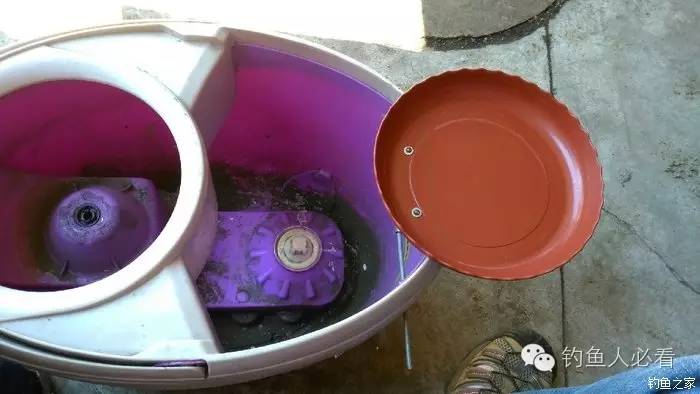 拖把桶改装钓箱,拖把桶改钓箱