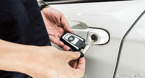 雨天忘记关车窗进水,雨天车窗忘关水进入车内怎么办