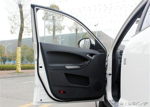 雨天忘记关车窗进水,雨天车窗忘关水进入车内怎么办