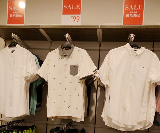 喜欢买衣服的女生看过来,喜欢在实体店买衣服的人性格